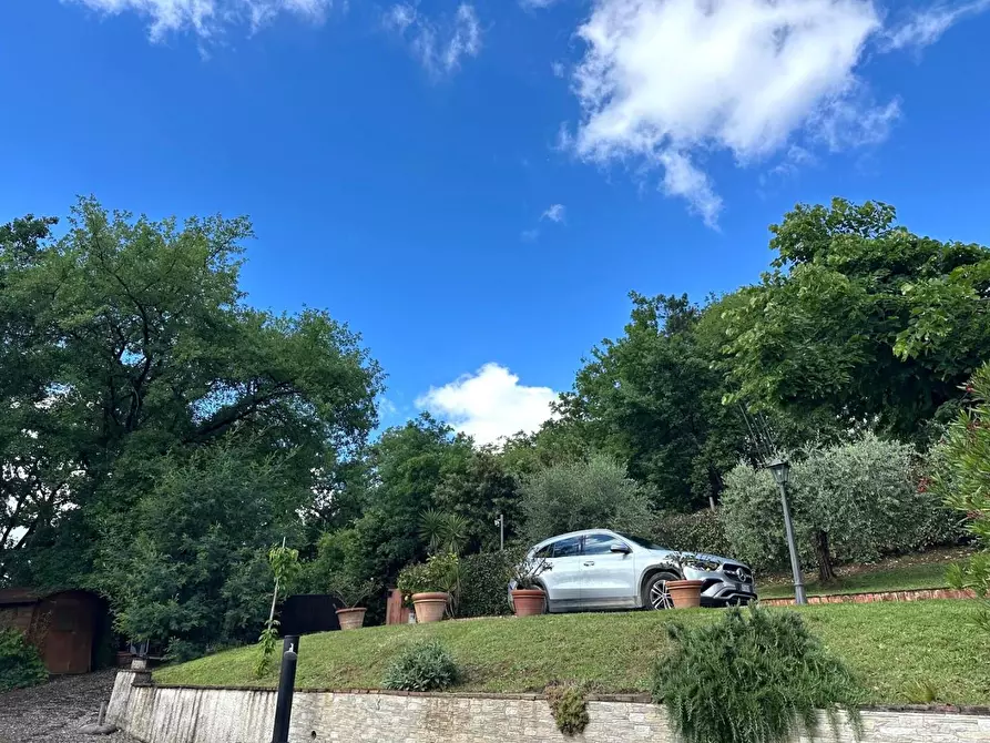 Immagine 56 di Rustico / casale in vendita  a Capannori