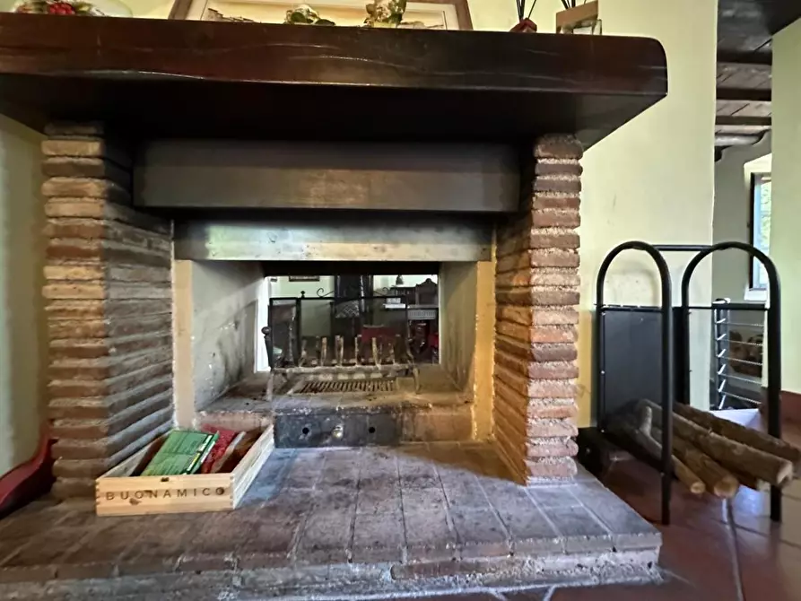 Immagine 12 di Rustico / casale in vendita  a Capannori