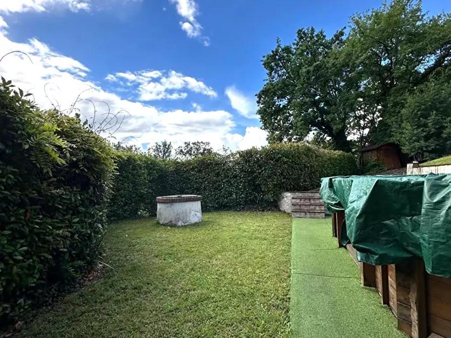 Immagine 53 di Rustico / casale in vendita  a Capannori
