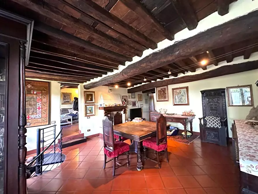 Immagine 25 di Rustico / casale in vendita  a Capannori