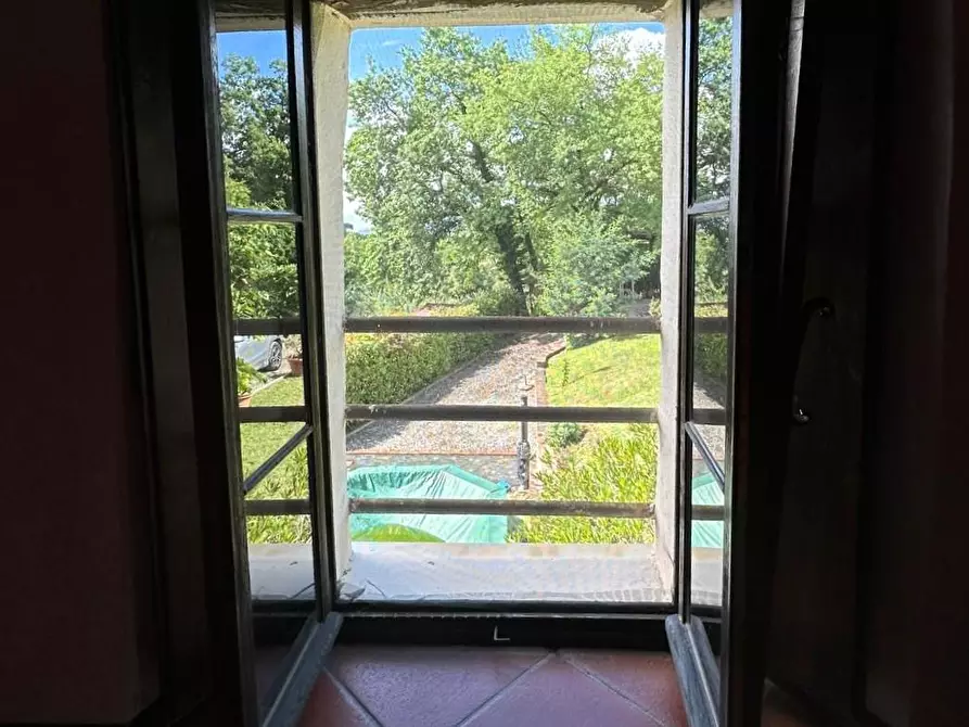 Immagine 33 di Rustico / casale in vendita  a Capannori