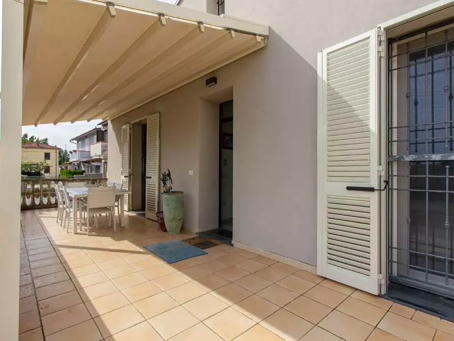 Immagine 44 di Villa in vendita  a Cascina