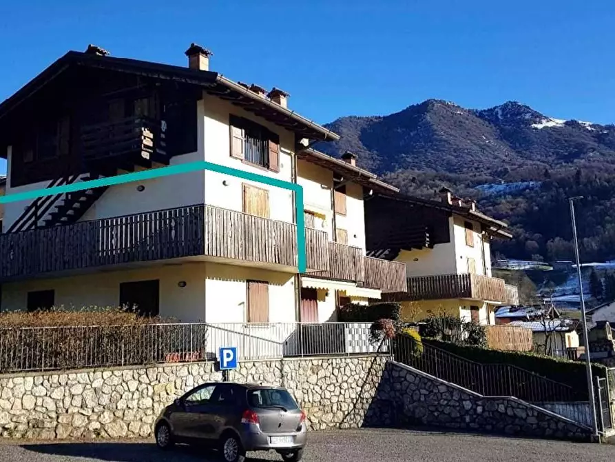 Immagine 2 di Appartamento in vendita  a Costa Di Serina