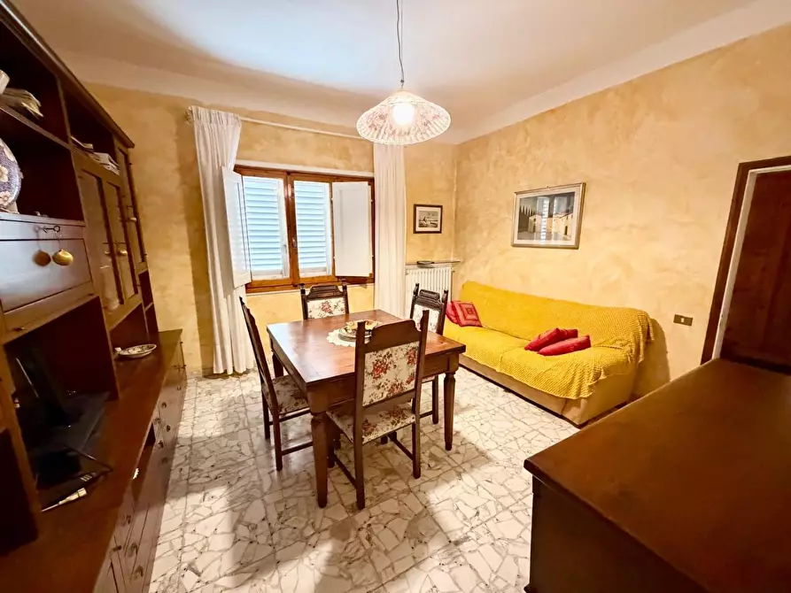 Immagine 3 di Villa in vendita  a Montelupo Fiorentino