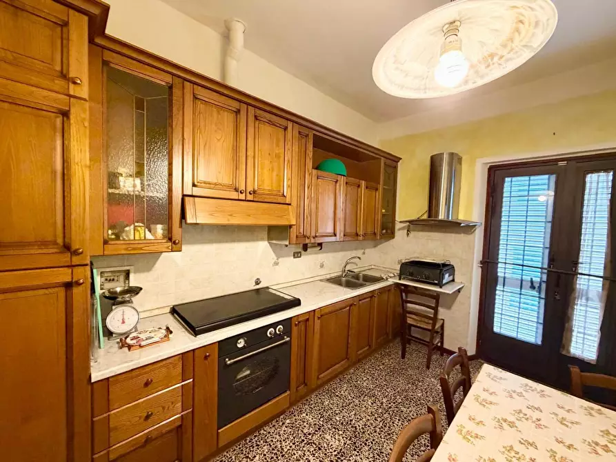 Immagine 13 di Villa in vendita  a Montelupo Fiorentino