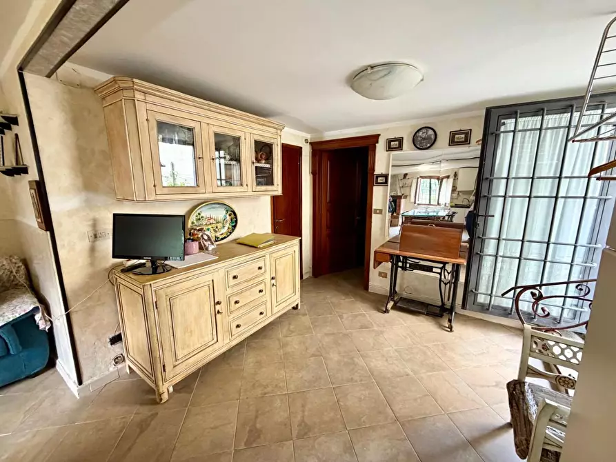 Immagine 35 di Villa in vendita  a Montelupo Fiorentino