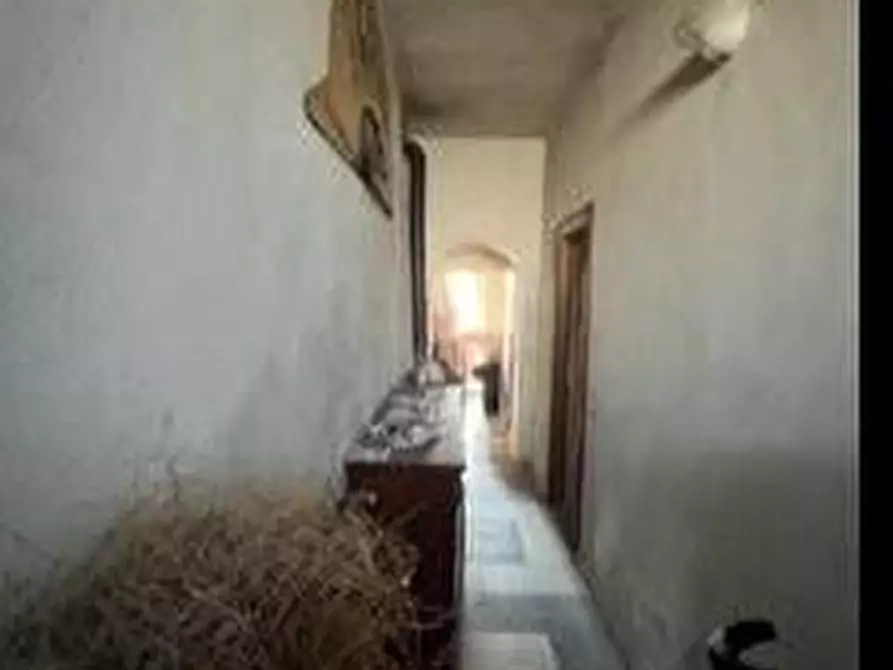Immagine 8 di Villa in vendita  a Suardi