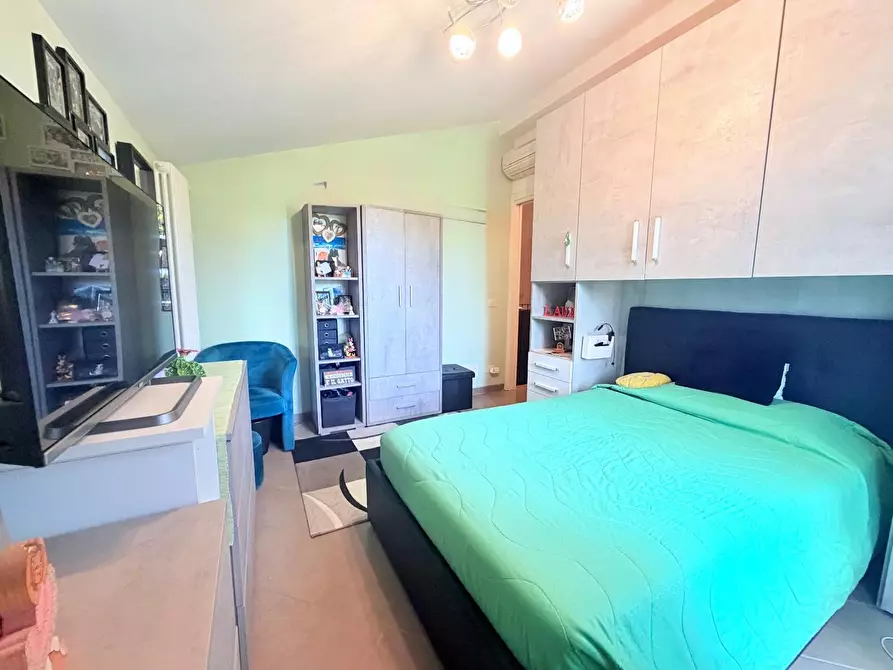 Immagine 25 di Casa bifamiliare in vendita  a Massa
