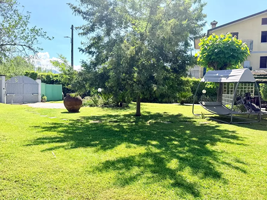 Immagine 4 di Casa bifamiliare in vendita  a Massa