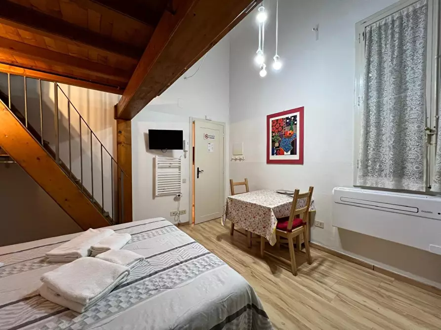 Immagine 3 di Appartamento in vendita  a Firenze