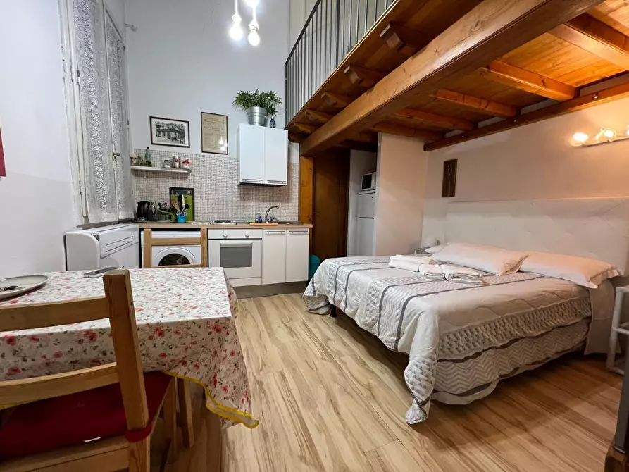 Immagine 1 di Appartamento in vendita  a Firenze
