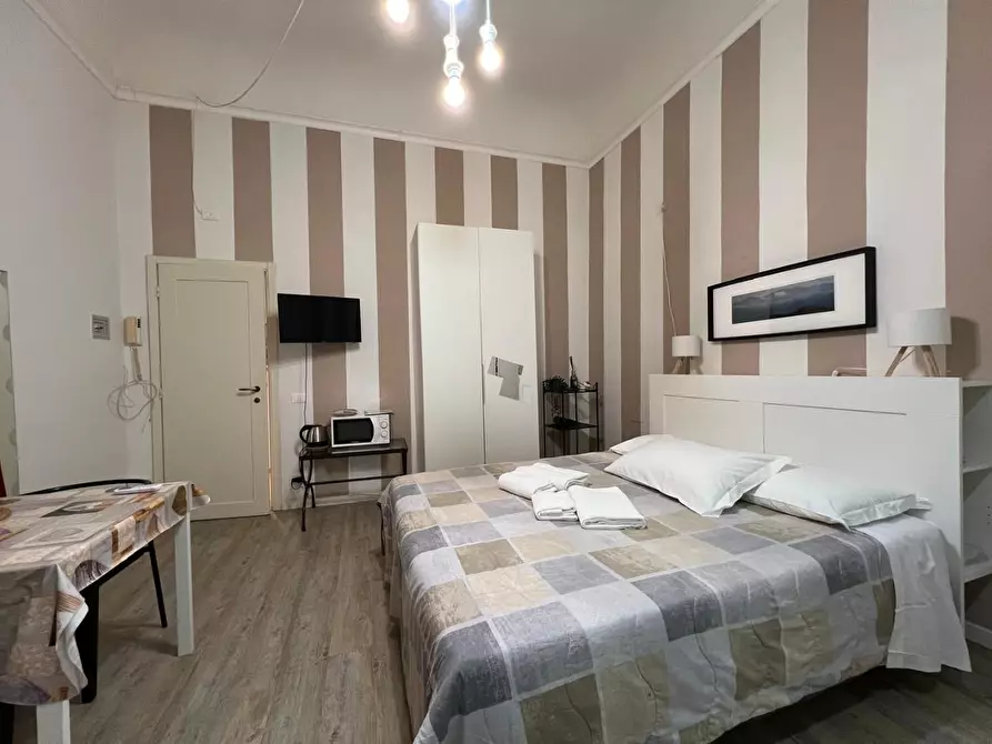 Immagine 2 di Appartamento in vendita  a Firenze