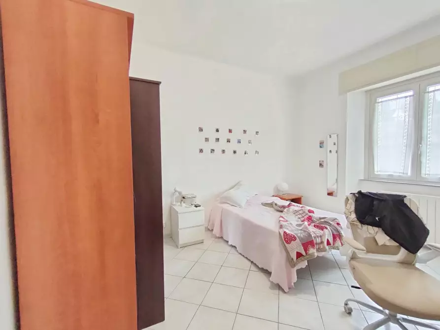 Immagine 11 di Appartamento in vendita  a Pisa