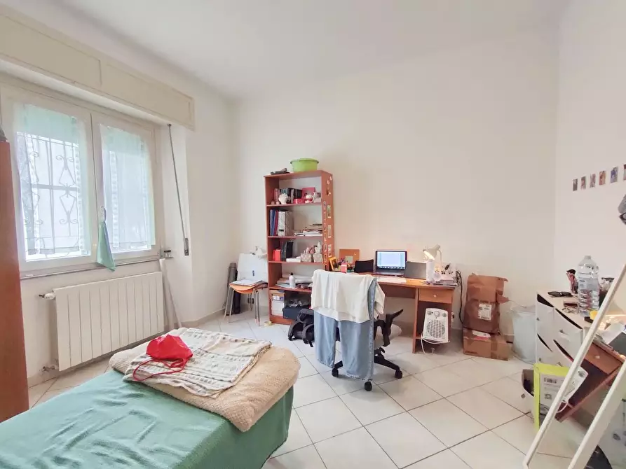 Immagine 10 di Appartamento in vendita  a Pisa