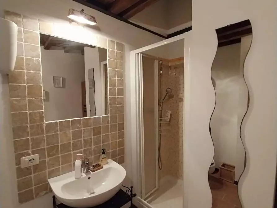 Immagine 8 di Porzione di casa in vendita  a Murlo