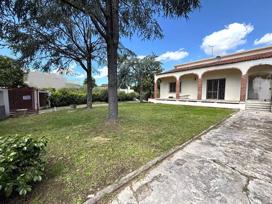 Immagine 31 di Villa in vendita  a Capannori