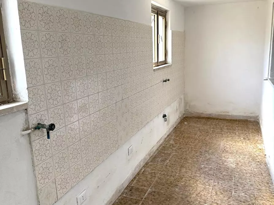 Immagine 4 di Villa in vendita  a Capannori