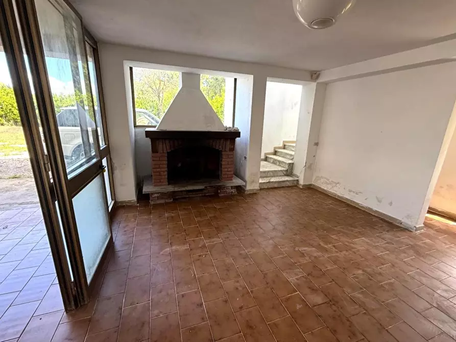 Immagine 8 di Villa in vendita  a Capannori
