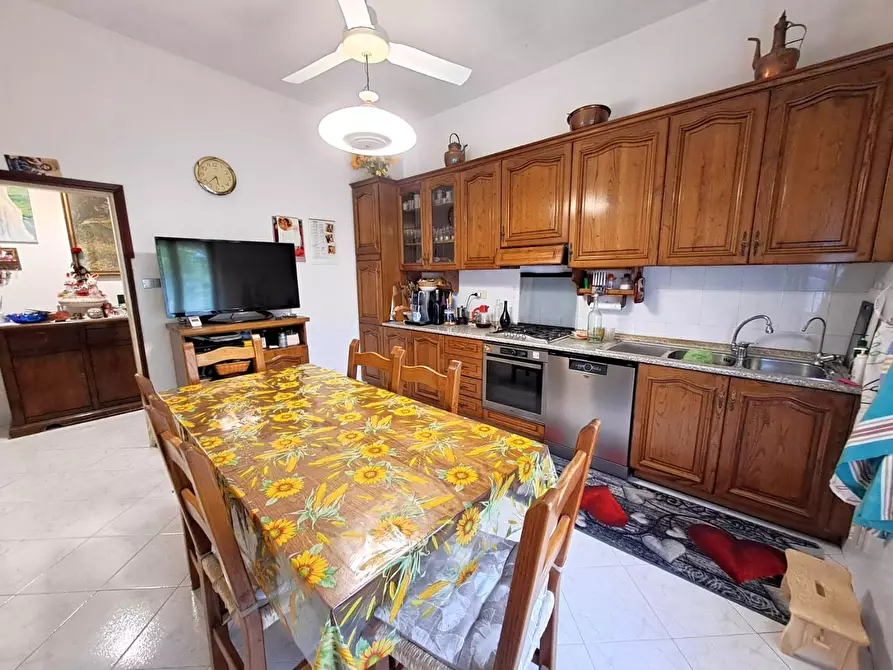 Immagine 4 di Appartamento in vendita  a Poggibonsi