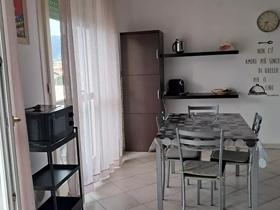 Immagine 7 di Appartamento in affitto  a Carrara