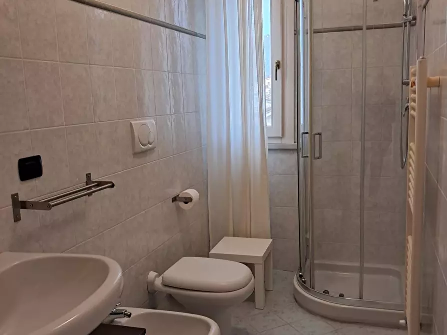 Immagine 4 di Appartamento in affitto  a Carrara