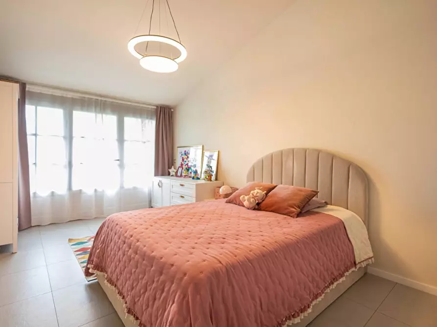 Immagine 42 di Villa in vendita  a Capannori