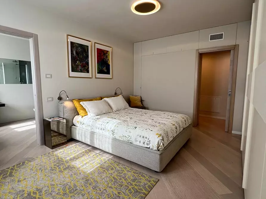 Immagine 48 di Villa in vendita  a Capannori