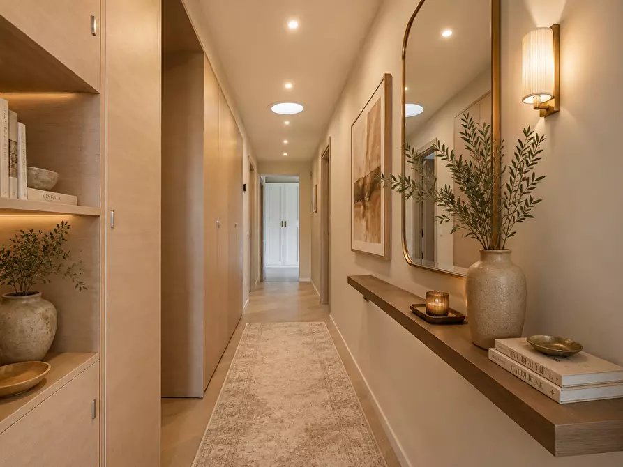 Immagine 9 di Villa in vendita  a Capannori