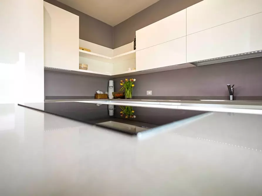 Immagine 28 di Villa in vendita  a Capannori