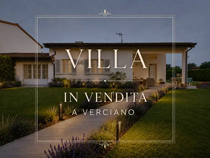 Immagine 1 di Villa in vendita  a Capannori