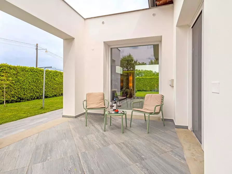 Immagine 44 di Villa in vendita  a Capannori