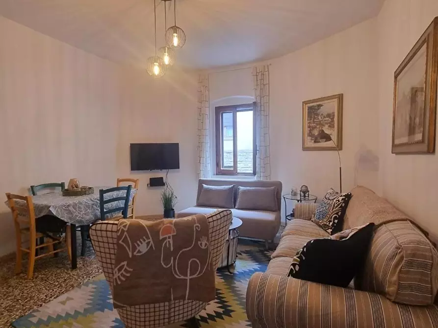 Immagine 1 di Appartamento in vendita  a Colle Di Val D'elsa