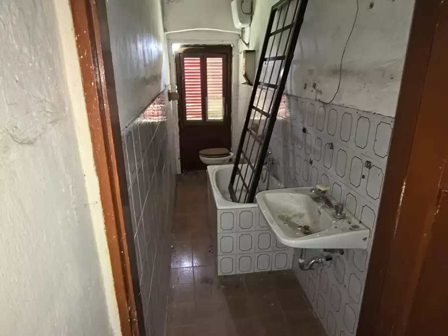 Immagine 21 di Villa in vendita  a Casciana Terme Lari