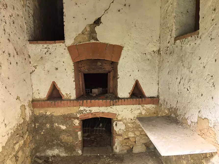 Immagine 3 di Villa in vendita  a Casciana Terme Lari