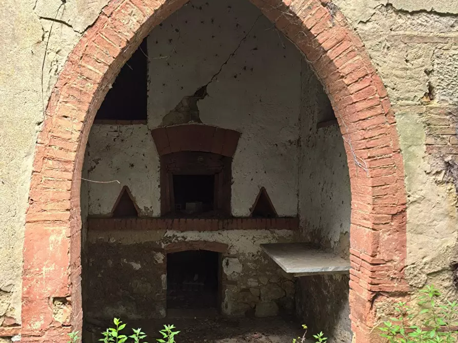 Immagine 2 di Villa in vendita  a Casciana Terme Lari
