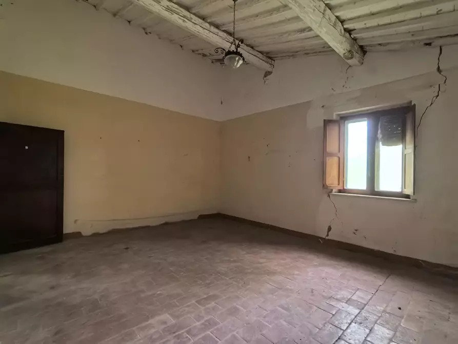 Immagine 22 di Villa in vendita  a Casciana Terme Lari