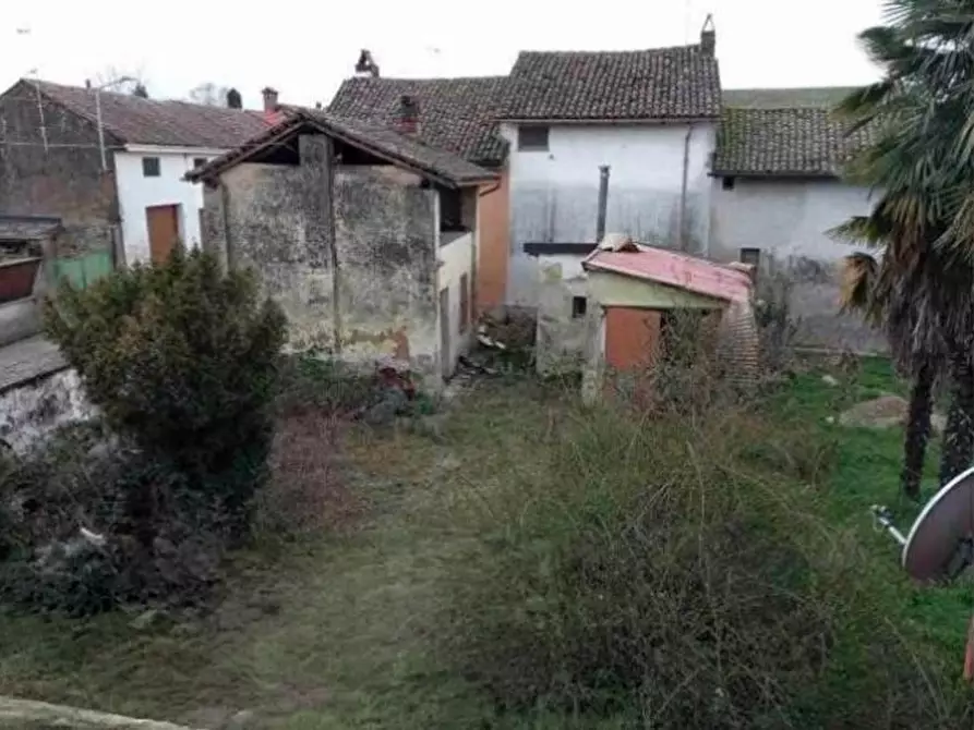 Immagine 4 di Villa in vendita  a Zeme