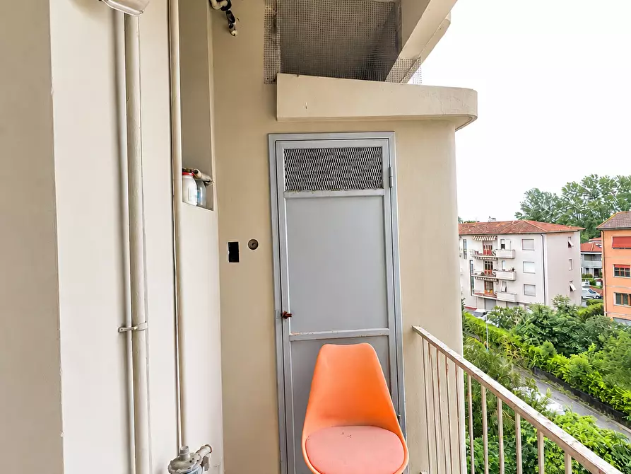 Immagine 17 di Appartamento in vendita  a Pontedera