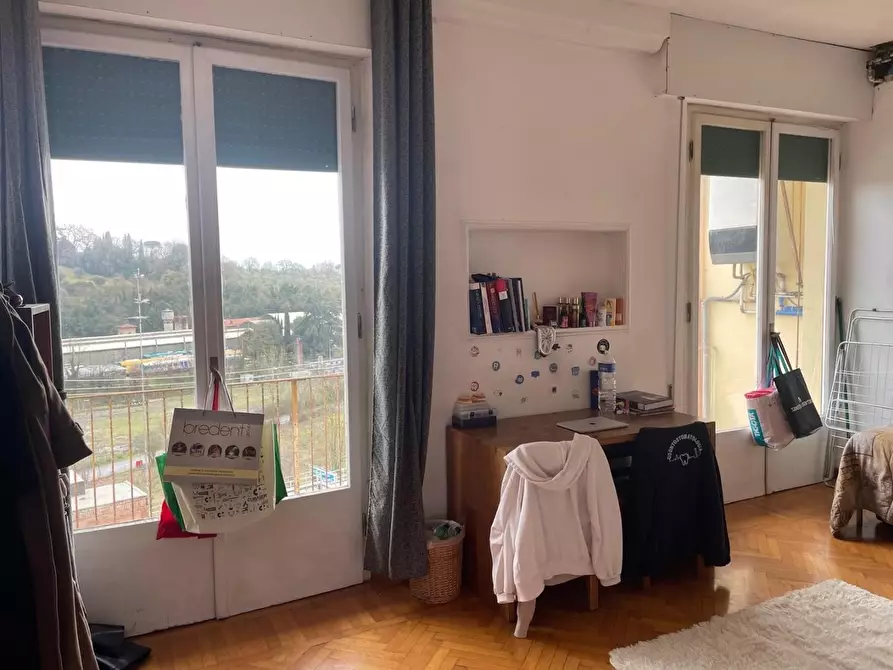 Immagine 4 di Appartamento in vendita  a Siena