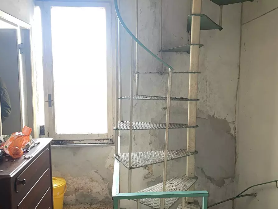 Immagine 19 di Appartamento in vendita  a Siena