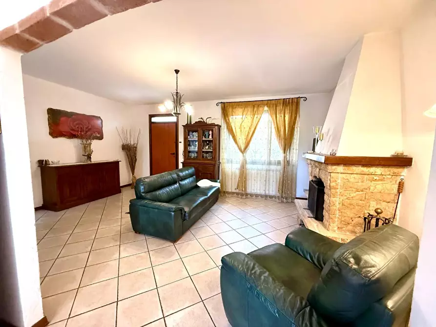 Immagine 9 di Villetta a schiera in vendita  a Terricciola