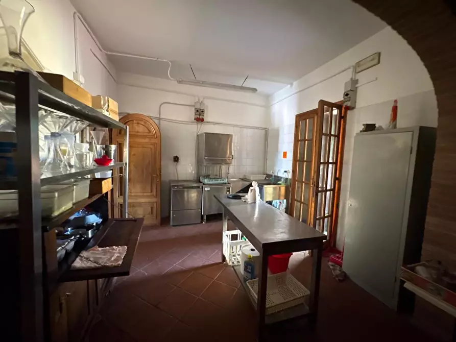 Immagine 26 di Casa colonica in vendita  a Palaia
