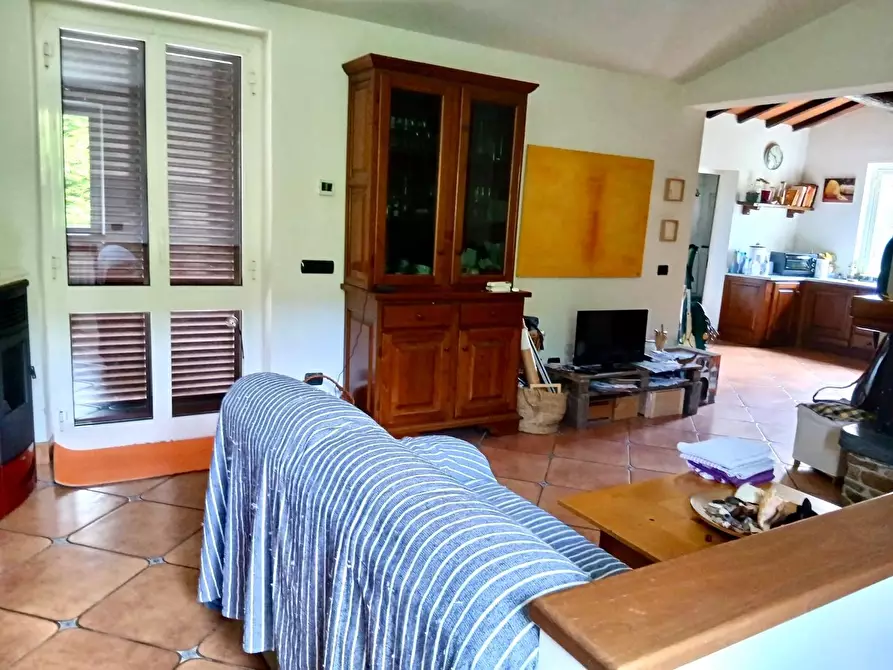 Immagine 3 di Casa indipendente in vendita  a Pietrasanta