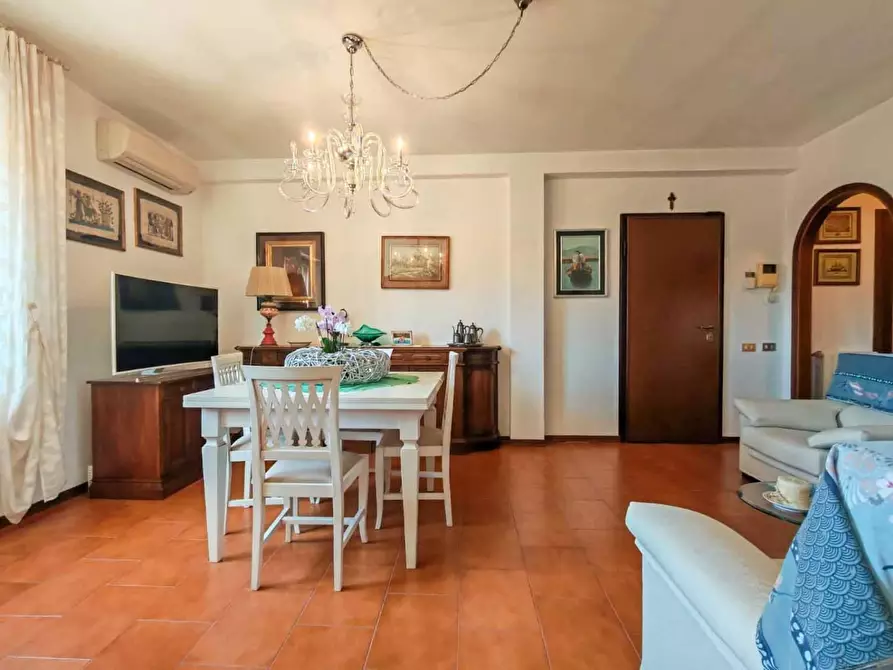 Immagine 19 di Appartamento in vendita  a Calcinaia