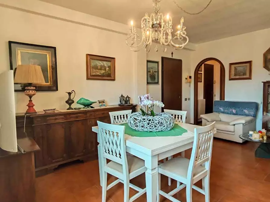 Immagine 11 di Appartamento in vendita  a Calcinaia