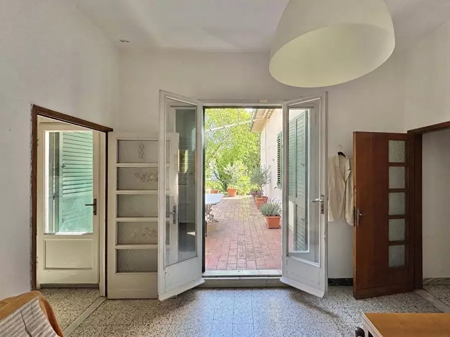 Immagine 6 di Porzione di casa in vendita  a Pontedera