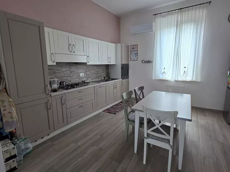 Immagine 5 di Appartamento in vendita  a Pontedera
