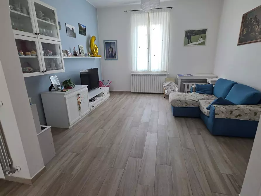 Immagine 2 di Appartamento in vendita  a Pontedera