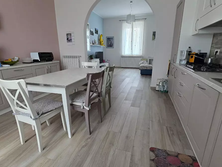 Immagine 1 di Appartamento in vendita  a Pontedera
