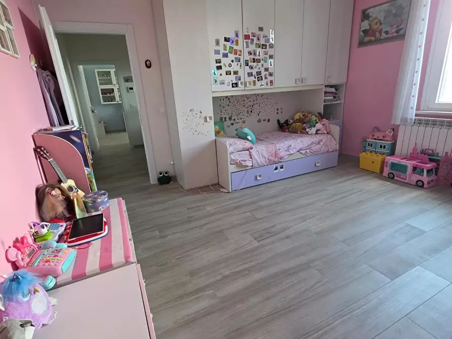 Immagine 16 di Appartamento in vendita  a Pontedera